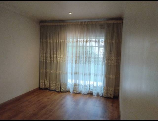 3 BEDROOM TOWNHOUSE FOR SALE IN THREE RIVERS